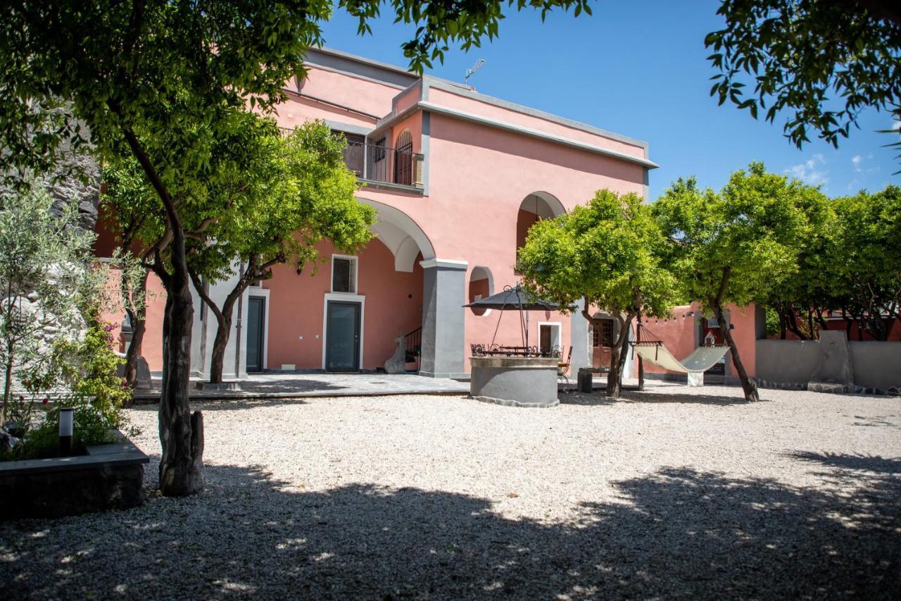 Palazzo D'Aquino Hotel Boscoreale Bagian luar foto