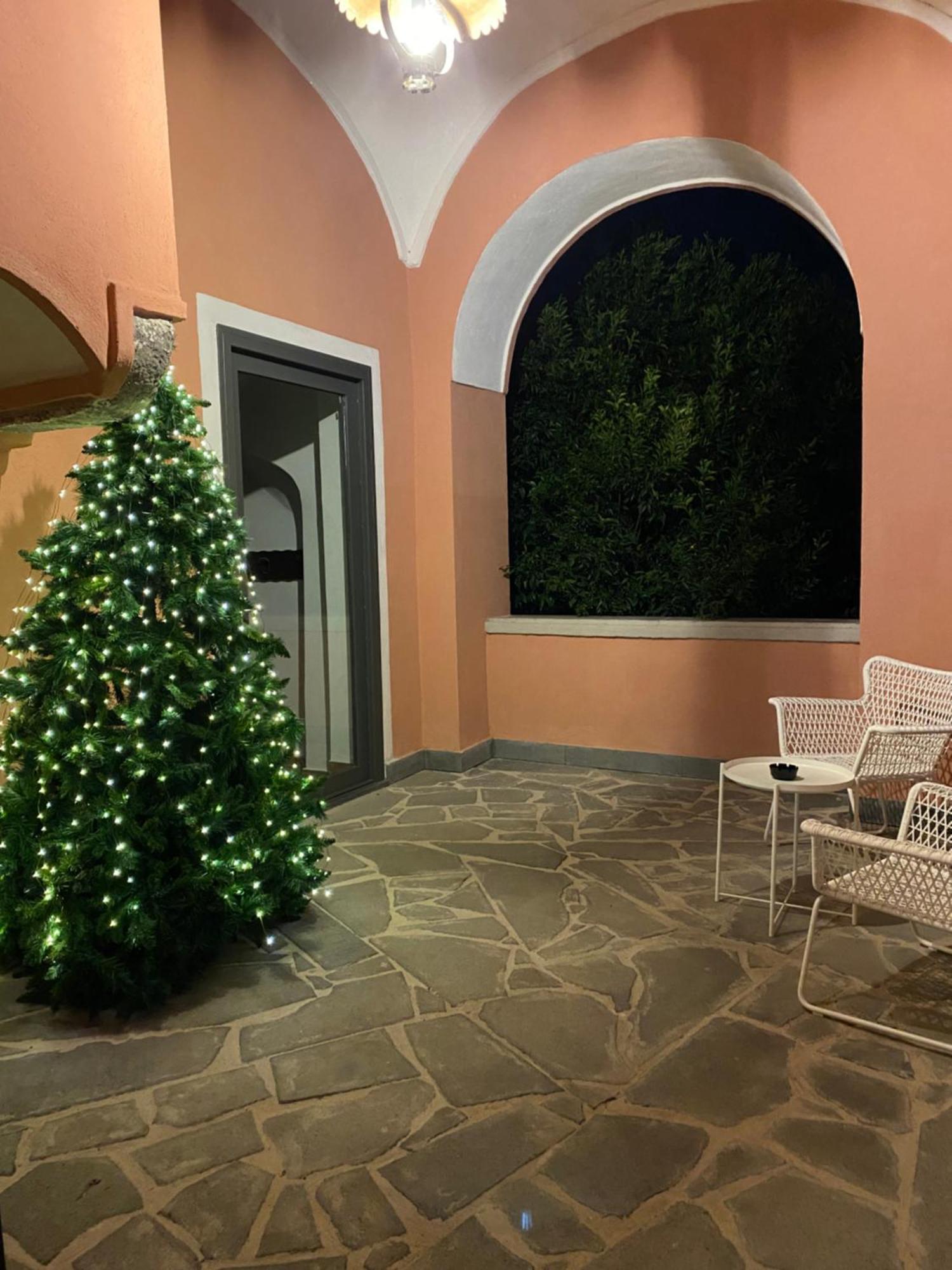 Palazzo D'Aquino Hotel Boscoreale Bagian luar foto
